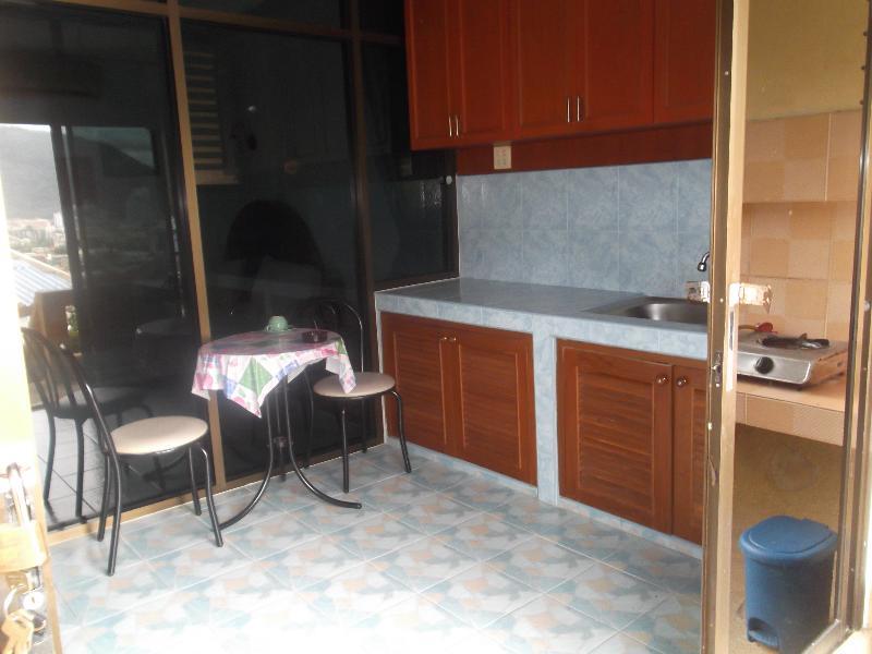 Oyo 851 On Hill Residence Patong Esterno foto