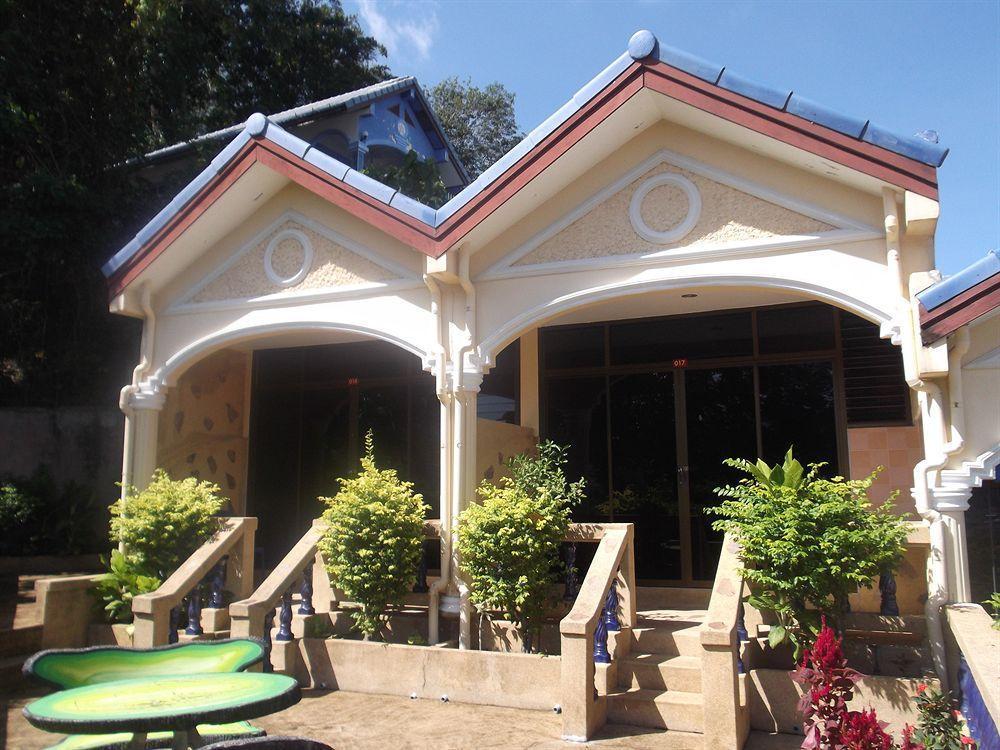 Oyo 851 On Hill Residence Patong Esterno foto